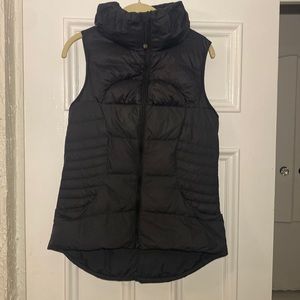 Lulu lemon vest size 6